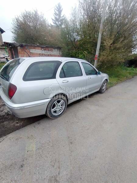 Lancia Lybra BG
