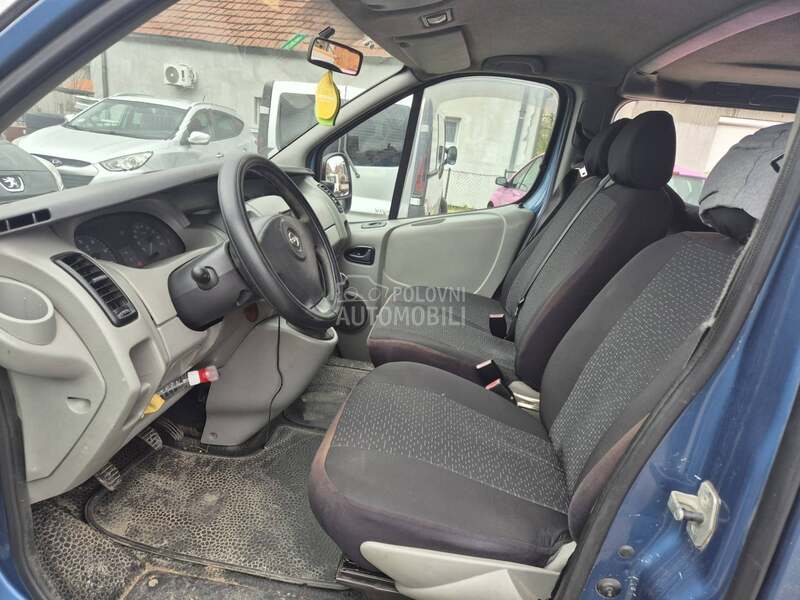 Opel Vivaro 