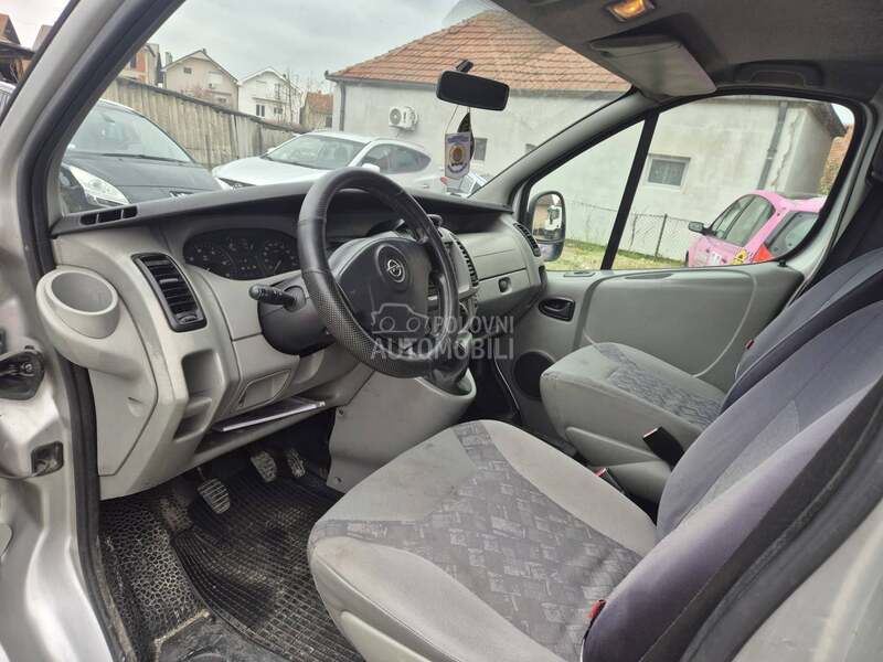 Opel Vivaro 