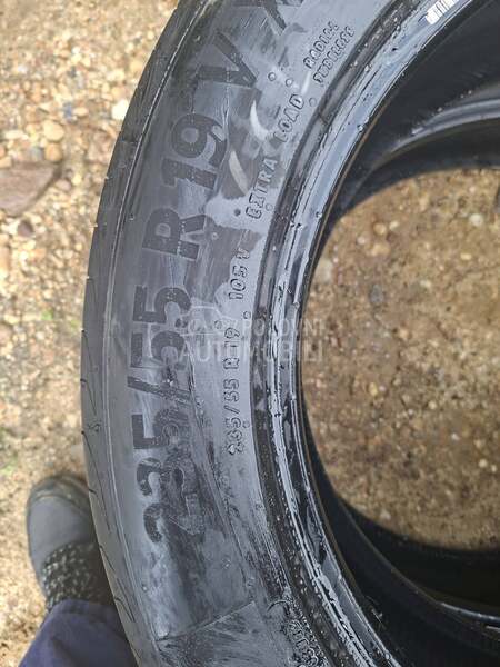 Continental 235/55 R19 Letnja