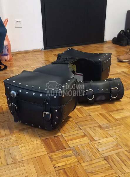 Kožne bisage za čoper