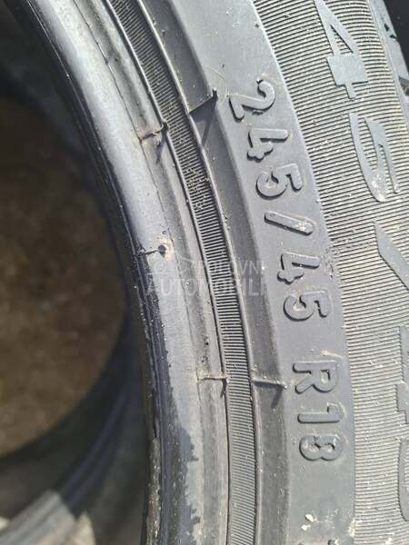 Pirelli 245/45 R18 Letnja
