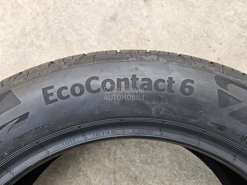 Continental 215/55 R17 Letnja
