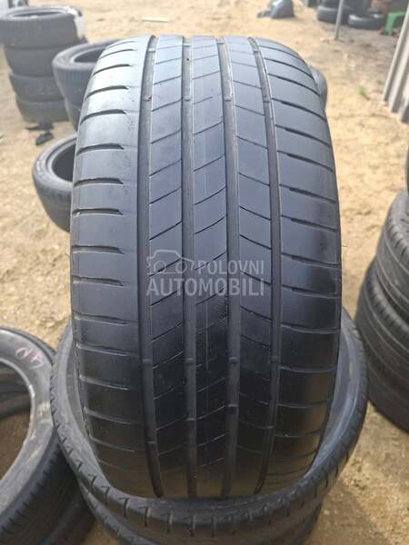Bridgestone 255/45 R18 Letnja