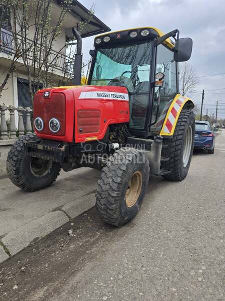 Massey Ferguson MF6445