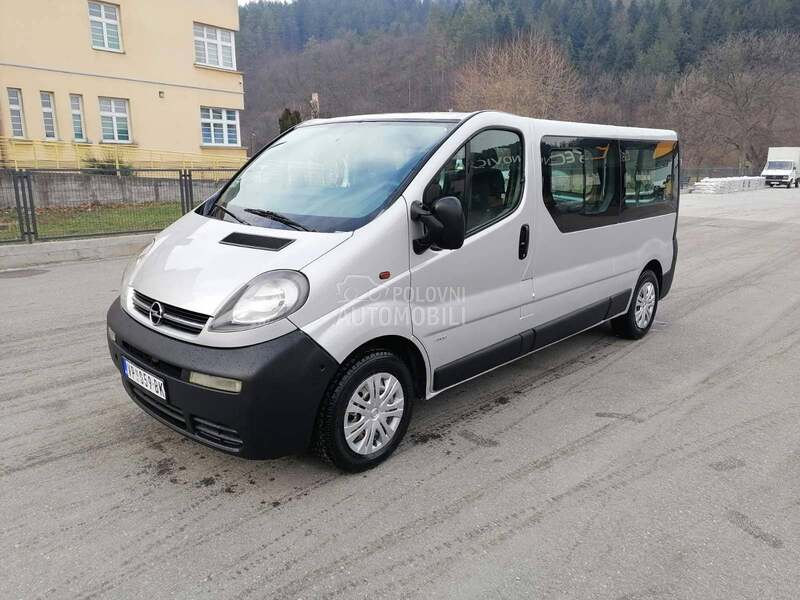 Opel Vivaro Long