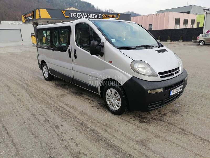 Opel Vivaro Long