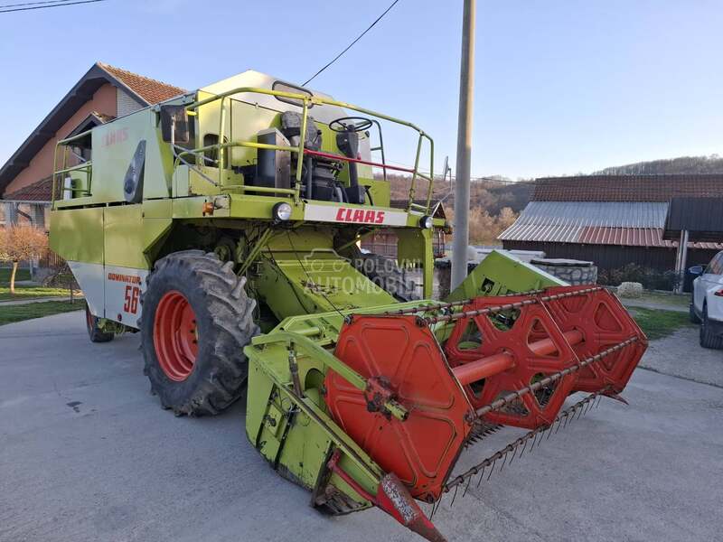 Claas DOMINATOR 56