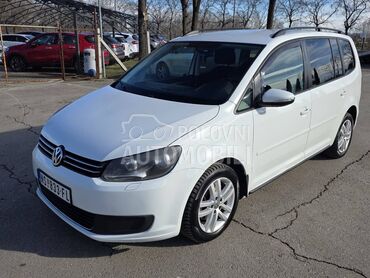 Volkswagen Touran 1,6TDI DSG NAVl