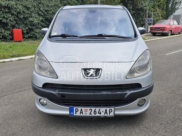 Peugeot 1007 