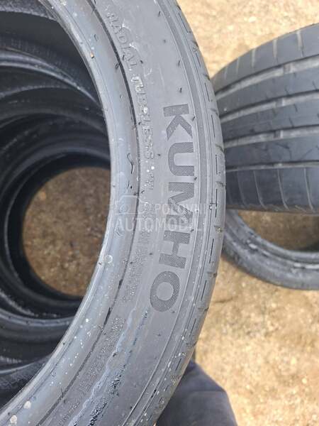 Kumho 225/45 R18 Letnja