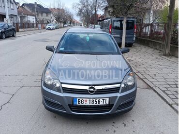 Opel Astra H 1.4 tng