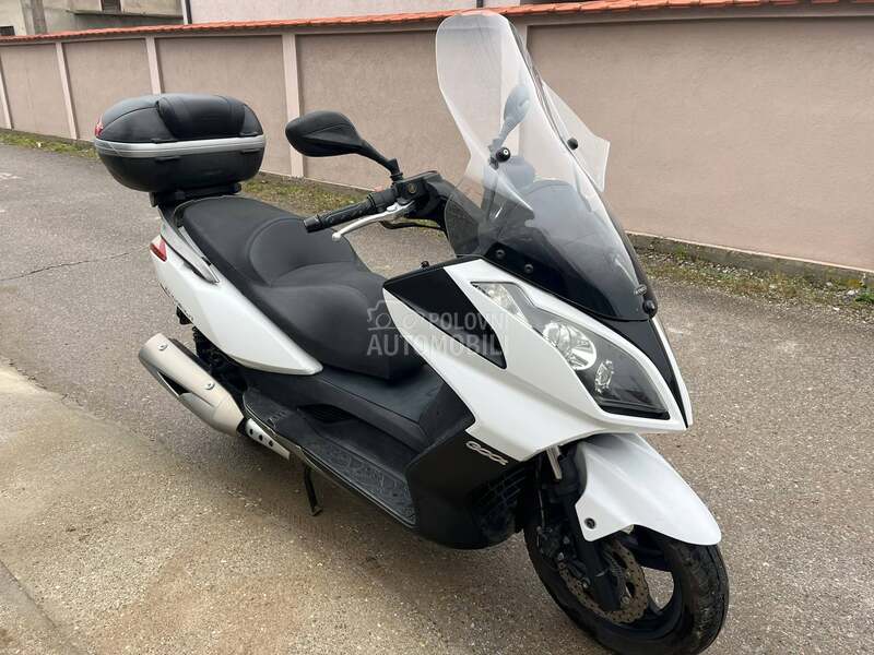 Kymco Downtown 300i