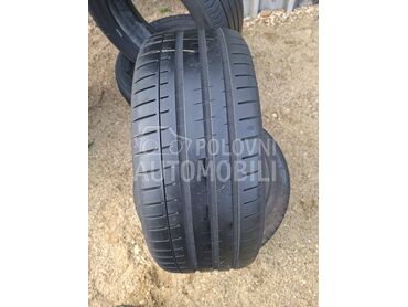 Vredestein 235/45 R18 Letnja