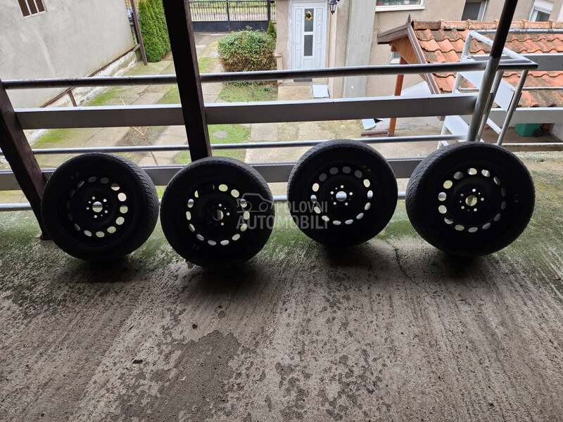 Bridgestone 205/55 R16 Zimska