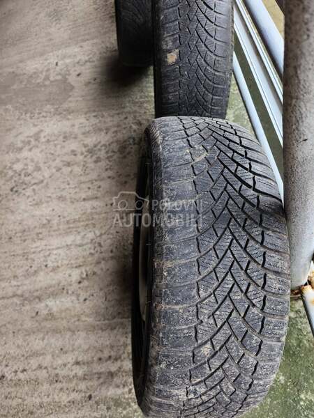 Bridgestone 205/55 R16 Zimska