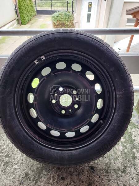 Bridgestone 205/55 R16 Zimska