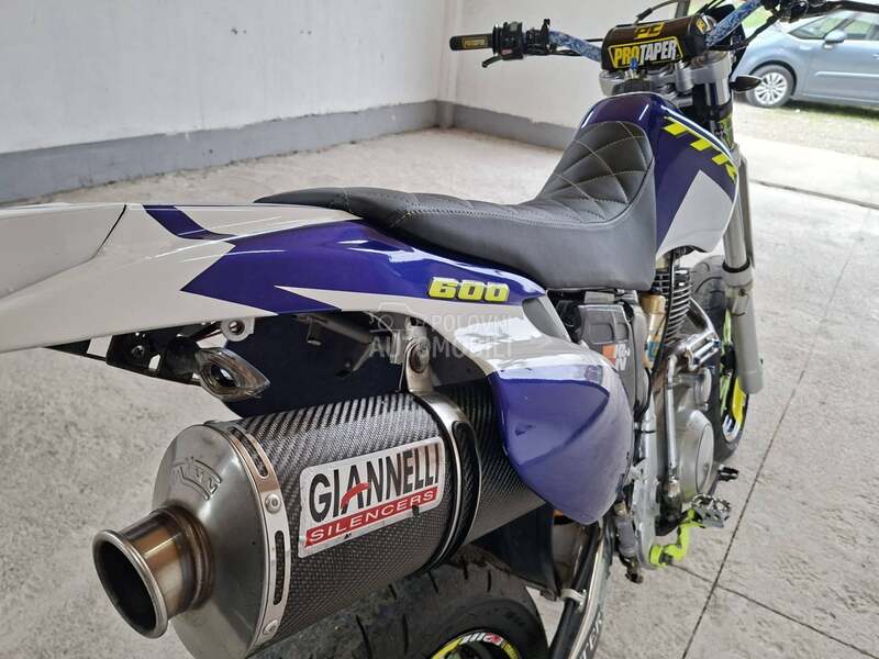 Yamaha TTR 600