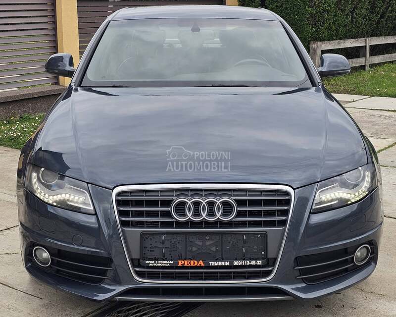 Audi A4 S LINE