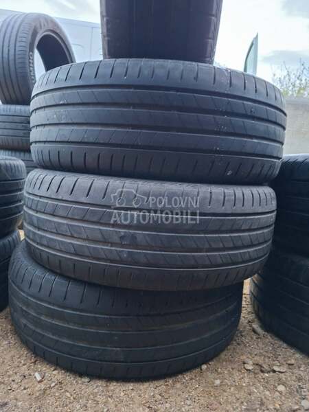 Bridgestone 225/55 R18 Letnja