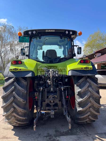 Claas Arion 620
