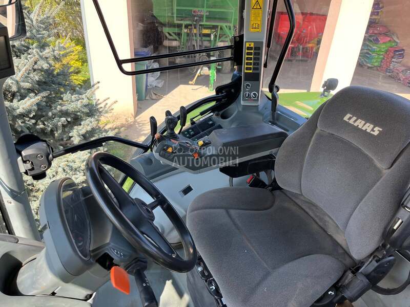 Claas Arion 620
