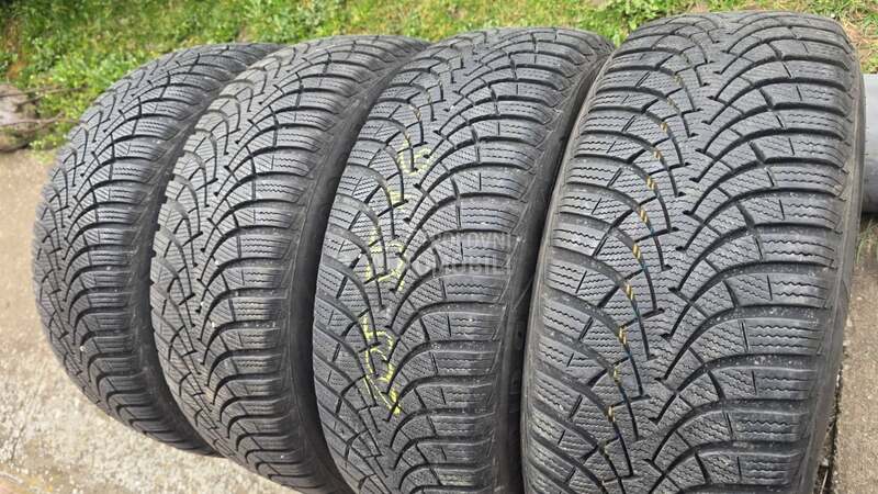 Goodyear 205/55 R16 Zimska