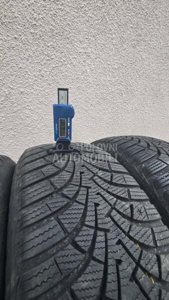 Goodyear 205/55 R16 Zimska