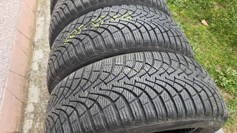Goodyear 205/55 R16 Zimska