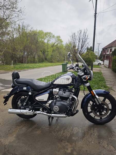 Royal Enfield Super Meteor 650