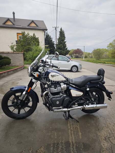 Royal Enfield Super Meteor 650