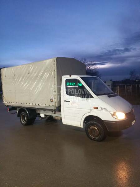 Mercedes Benz Sprinter