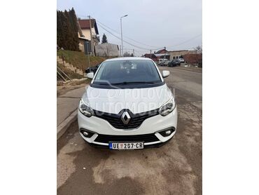 Renault Scenic 1.5 dc8