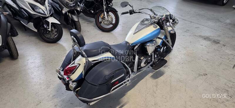 Yamaha Xvs 950 V star touring