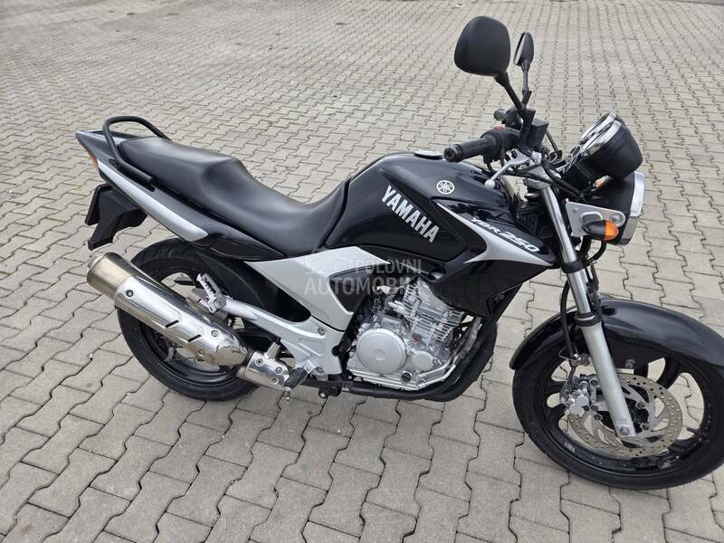 Yamaha ybr 250