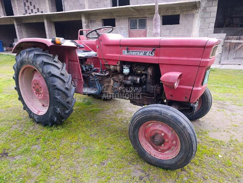 Universal 445