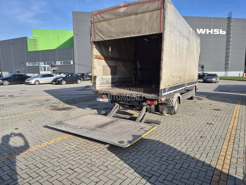 Mercedes Benz Atego 818