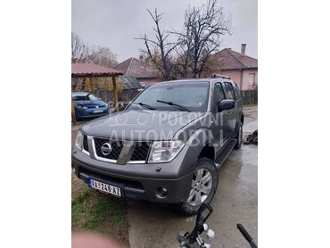 Nissan Pathfinder 