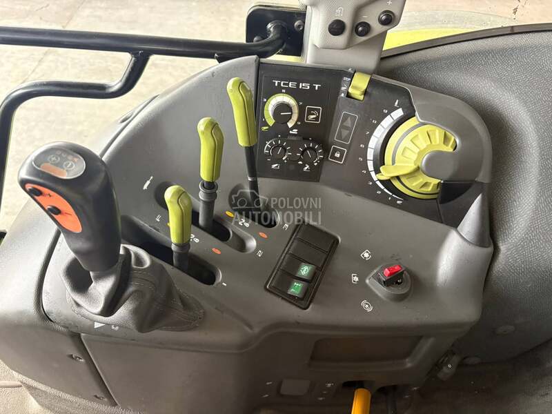 Claas Arion 620 C