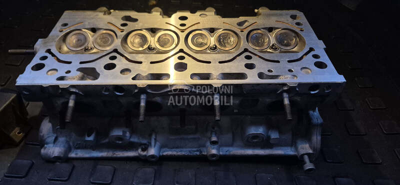 2.0 tfsi glava motora