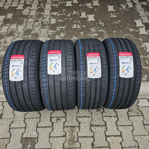 Vredestein 285/40 R20 Letnja