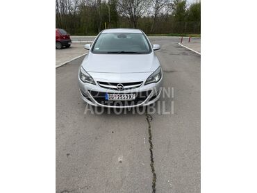 Opel Astra J CDTI