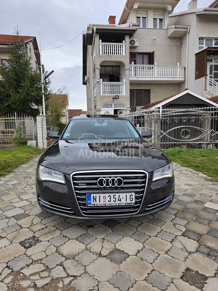Audi A8 