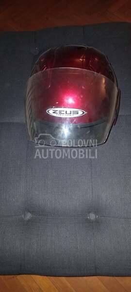 Prodajem kacigu