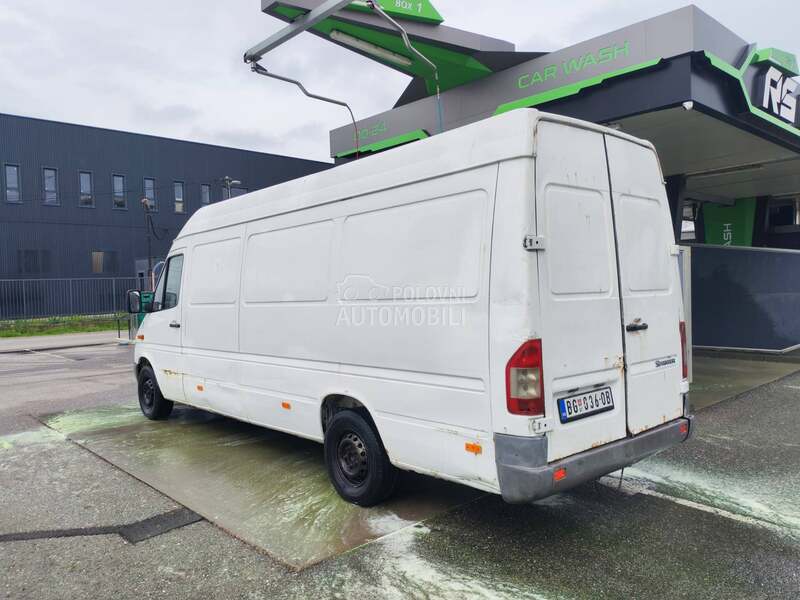 Mercedes Benz Sprinter maxi