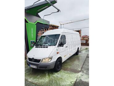 Mercedes Benz Sprinter maxi