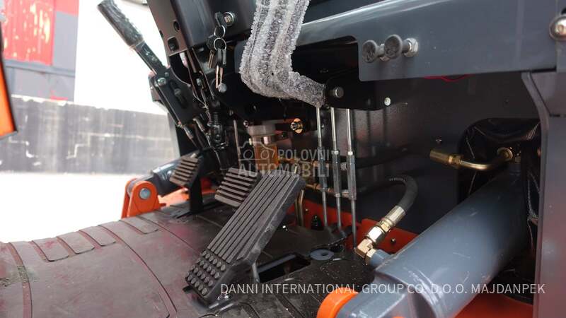 viljuškar na plin 2.5T