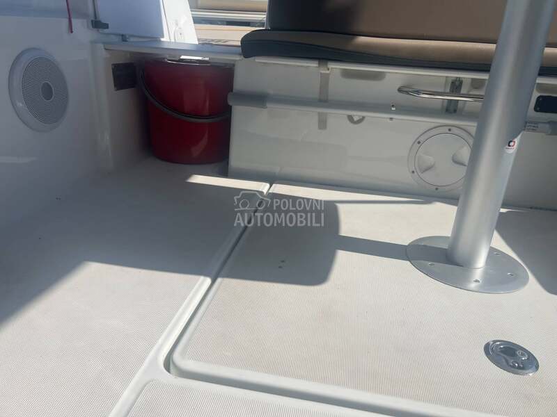 Jeanneau Merry Fisher 695