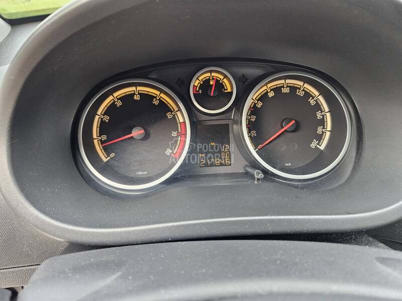 Opel Corsa D 