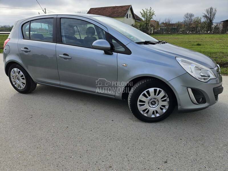 Opel Corsa D 